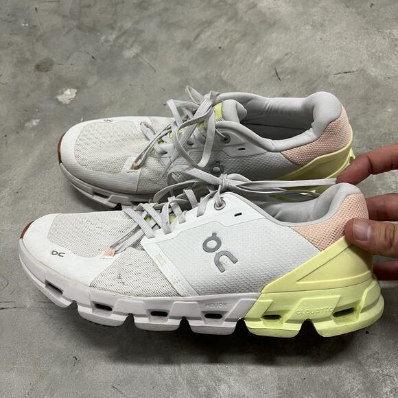 On Womens Cloudflyer 4 White Yellow Pink Running Shoes Sneakers Size W10 - Picture 1 of 9